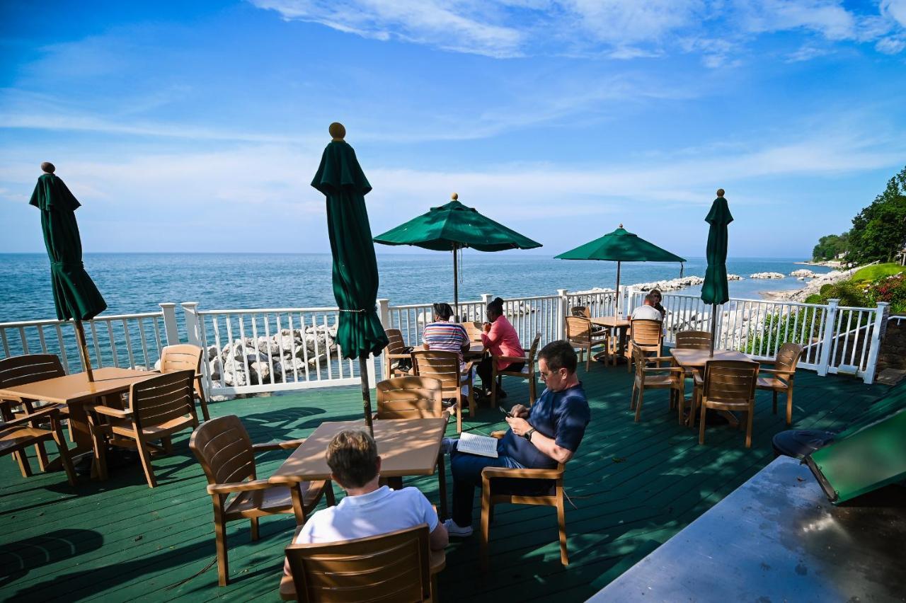 The Lakehouse Inn Geneva Екстериор снимка