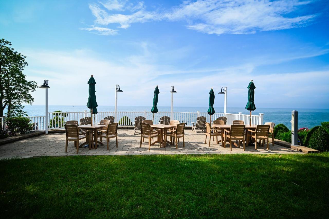 The Lakehouse Inn Geneva Екстериор снимка